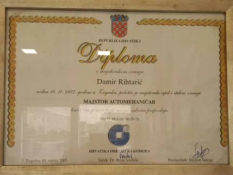 Uokvirena Diploma o majstorskom zvanju Damira Rihtarića, majstor automehaničar, Hrvatska obrtnička komora, s grbom Republike Hrvatske, slika 4 od 6